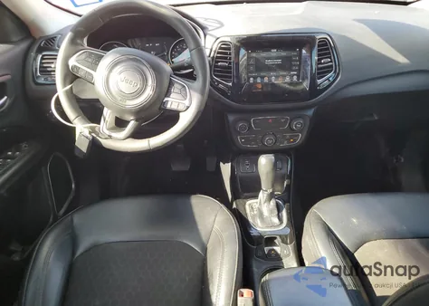 2021 Jeep Compass Latitude z USA, uszkodzony, nr VIN 3C4NJCBB5MT560902